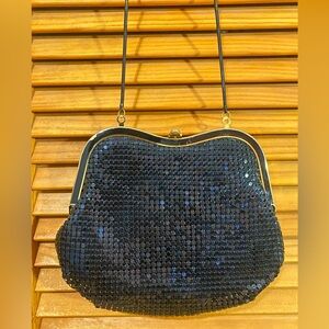 Vintage crossbody purse by Dancin’